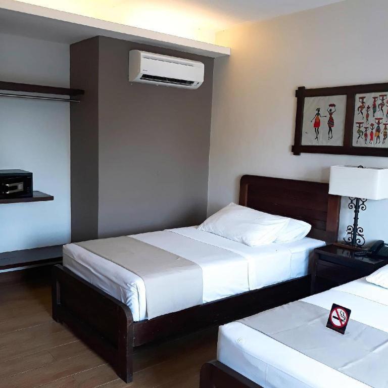 Casa Rubin Hotel Dumaguete City Bagian luar foto