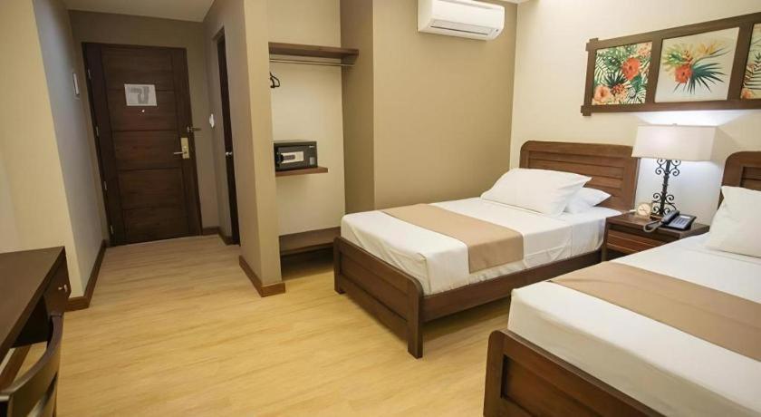 Casa Rubin Hotel Dumaguete City Bagian luar foto